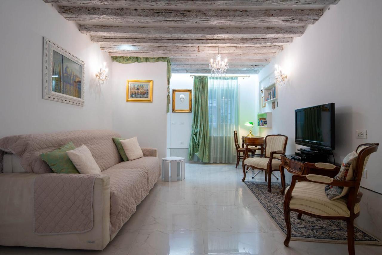 Loving In Venice, 5 Stars Exterior photo